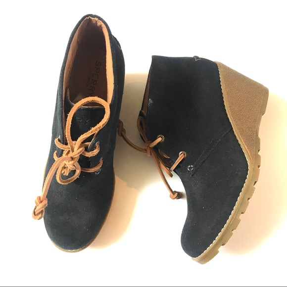 Sperry Shoes - Sperry top-sider women’s wedged ankle boots suede